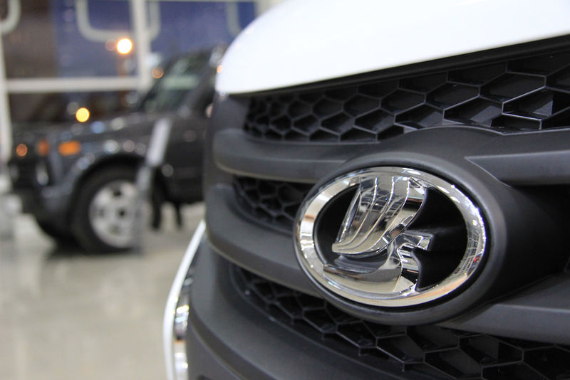 АВТОВАЗ улучшает финансовые показатели